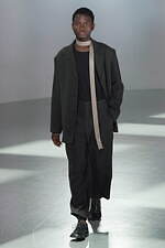 アタッチメント 2022年秋冬コレクション、本質を追求した洋服作り｜写真10