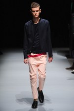 アトウ 2014年春夏コレクション - 新鮮さの裏にある普遍性｜写真6