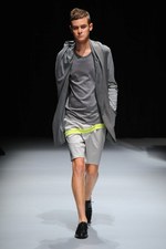 アトウ 2014年春夏コレクション - 新鮮さの裏にある普遍性｜写真22