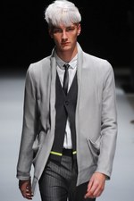 アトウ 2014年春夏コレクション - 新鮮さの裏にある普遍性｜写真25