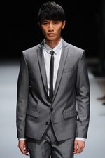 アトウ 2014年春夏コレクション - 新鮮さの裏にある普遍性｜写真29