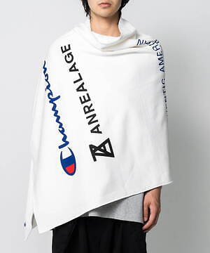 Champion ANREALAGEコラボ　Tシャツ