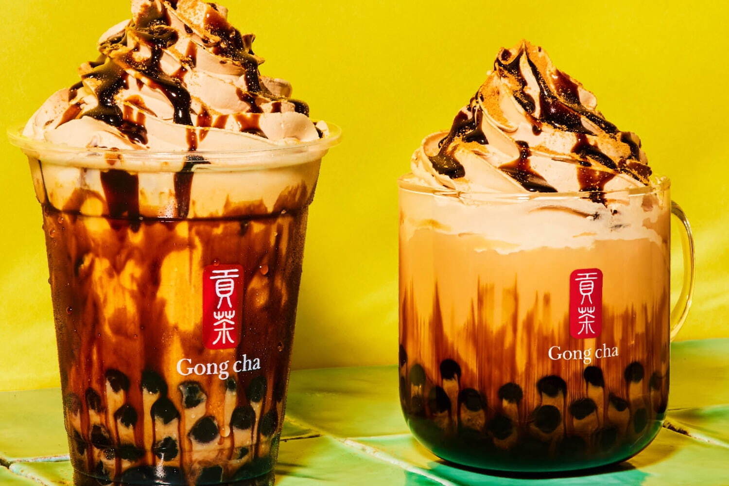 タピオカ｜ゴンチャ「黒糖ミルク 焙煎きなこ ウーロンティー」深煎り焙煎きなこや黒糖シロップでわらび餅風に