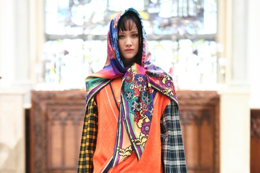 テンダーパーソン 2022-23年秋冬 ウィメンズ&メンズ コレクション