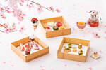ヒルトン東京ベイ「ストロベリー＆桜アフタヌーンティー」“桜の木”に見立てたチョコボールなど｜写真1