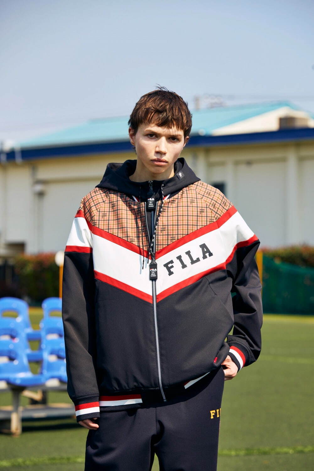 フィラ×メゾン ミハラヤスヒロ第7弾、“包み紙”着想ソールのスニーカー＆ヴィンテージ風ブルゾン｜写真11