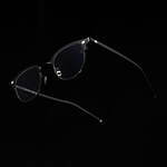 10 アイヴァン“墨汁×漆塗り”をイメージした限定カラーのアイウェア、ウェリントン＆ボストン型で｜写真2