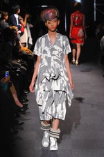 ノゾミイシグロ オートクチュール＆タンバリン 2014年春夏コレクション - 平和を問う｜写真17