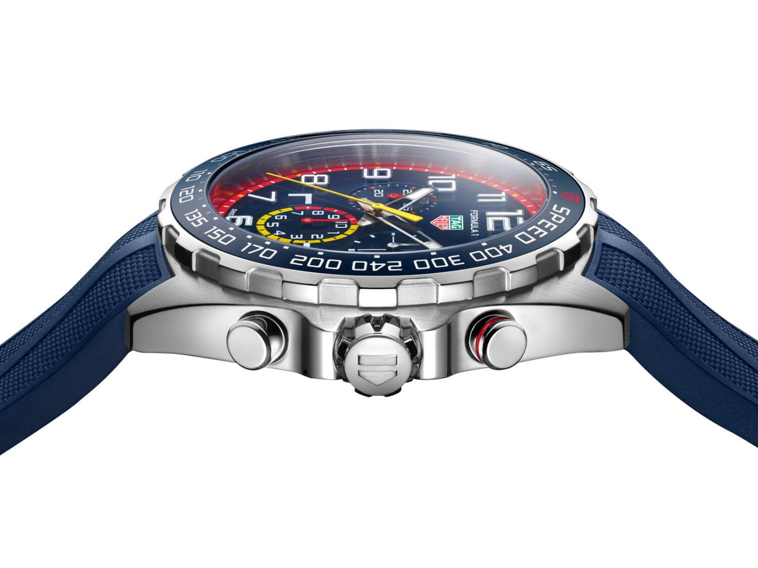 タグ・ホイヤー×レッドブル レーシングのメンズ腕時計、F1カーのコックピット着想ダイヤル｜写真4