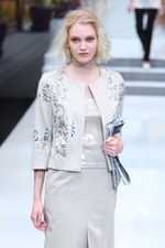 ユキ トリヰ インターナショナル 2014年春夏コレクション - にぎやかに漂わせた品格｜写真8