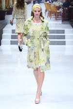 ユキ トリヰ インターナショナル 2014年春夏コレクション - にぎやかに漂わせた品格｜写真16