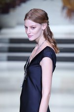 ユキ トリヰ インターナショナル 2014年春夏コレクション - にぎやかに漂わせた品格｜写真69