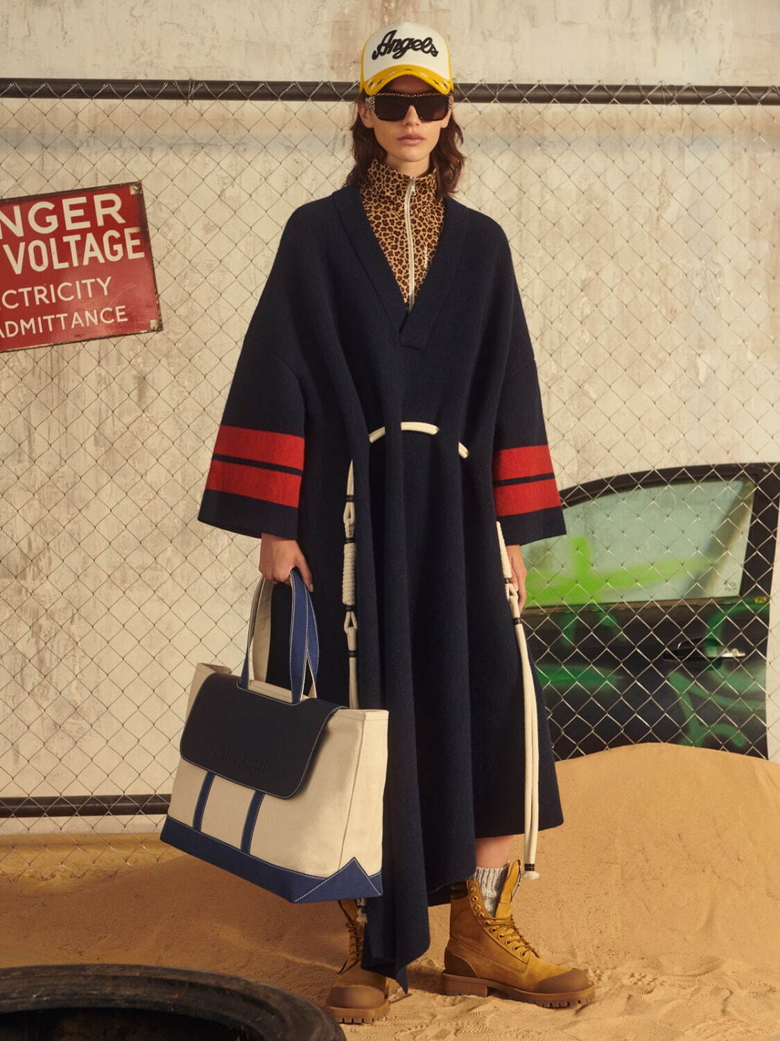 パーム・エンジェルス 2022年春夏｜female ケープ