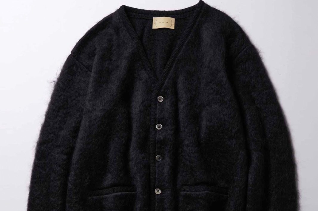 カンタータのワイルド ライフ テーラー別注カーディガン、光沢感あるモヘア×シルク素材で