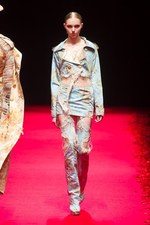 ジン カトウ2014年春夏コレクション - エレガントに表現するアンチ・ミリタリズム｜写真14