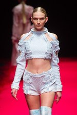 ジン カトウ2014年春夏コレクション - エレガントに表現するアンチ・ミリタリズム｜写真20