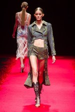 ジン カトウ2014年春夏コレクション - エレガントに表現するアンチ・ミリタリズム｜写真27