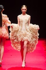 ジン カトウ2014年春夏コレクション - エレガントに表現するアンチ・ミリタリズム｜写真44