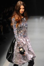 ヨハン クー ゴールドレーベル 2014年春夏 - 視覚効果で魅せる、美しく冷酷なストーリー｜写真6