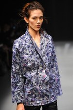 ヨハン クー ゴールドレーベル 2014年春夏 - 視覚効果で魅せる、美しく冷酷なストーリー｜写真12