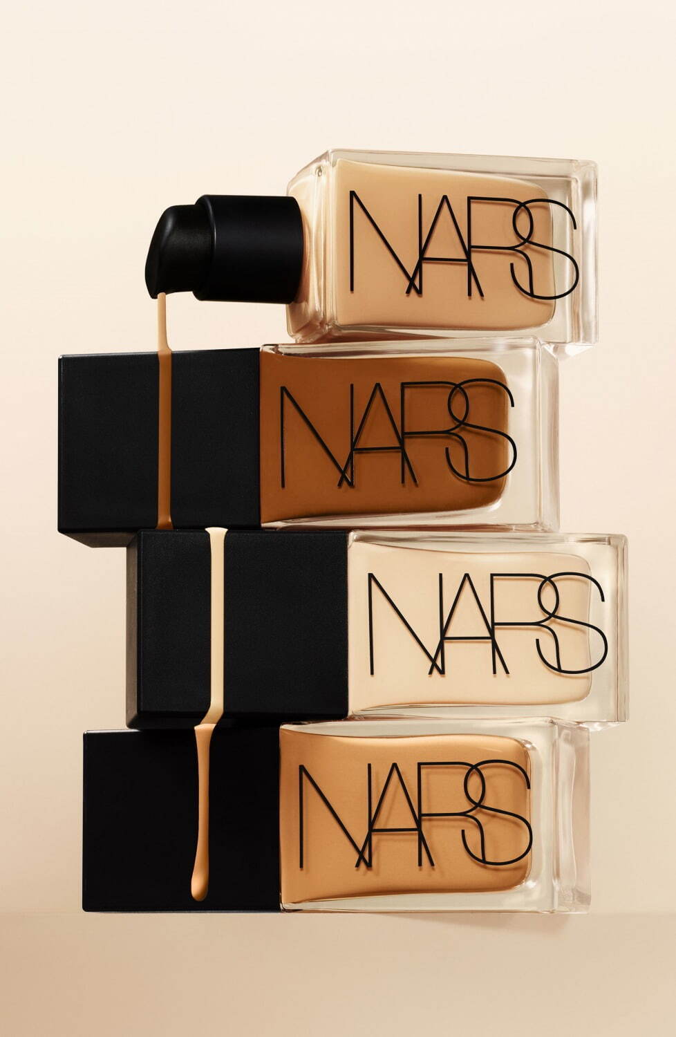 NARS22年夏の新リキッドファンデ、光の反射で透明肌に＆スキンケア成分 ...