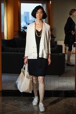 シアタープロダクツ 2014年春夏コレクション  - 高原の避暑地をイメージしたリラックススタイル｜写真18