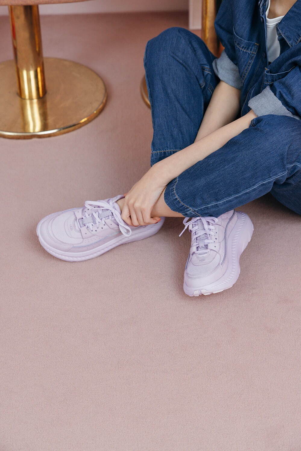 Newカラー★UGG★定番スニーカーCA805 ★厚底で脚長効果！ 2022年発売【UGG®CA805 V2 シリーズ】人気アグスニーカーの新