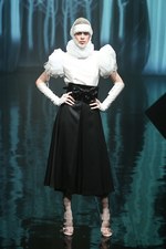 アリスアウアア 2014年春夏コレクション - ヒロインは水死した薄命の少女、恐怖が生み出す美しさ｜写真7