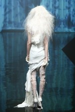 アリスアウアア 2014年春夏コレクション - ヒロインは水死した薄命の少女、恐怖が生み出す美しさ｜写真31