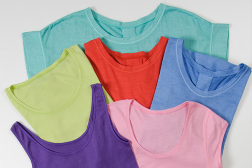 HaaTからエコフレンドリーTシャツ - 柔らかな肌触りと鮮やかな色味を