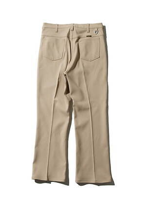 F/CE.×ラングラー、ブーツカット＆オーバーサイズシャツのセットアップ｜写真17