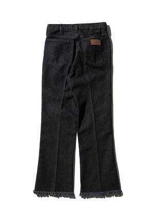 F/CE.×ラングラー、ブーツカット＆オーバーサイズシャツのセットアップ｜写真11