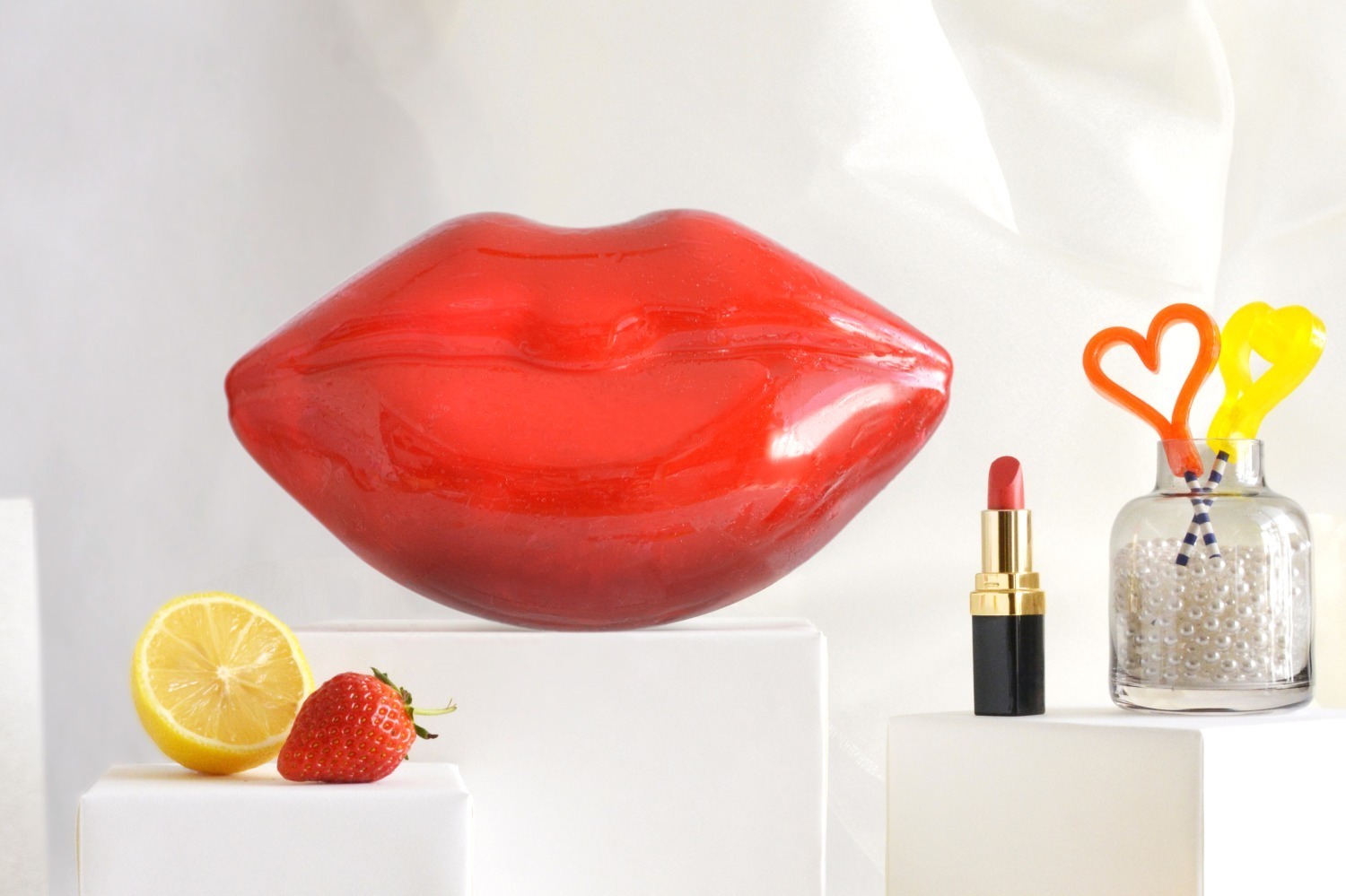 パパブブレの22年ホワイトデー、“理想のファーストキス味”の超巨大リップ型キャンディ＆グミ