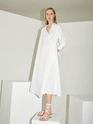 白ワンピースの春夏きれいめコーデ術 シンプルな白ワンピで 大人のおしゃれスタイルに ファッションプレス