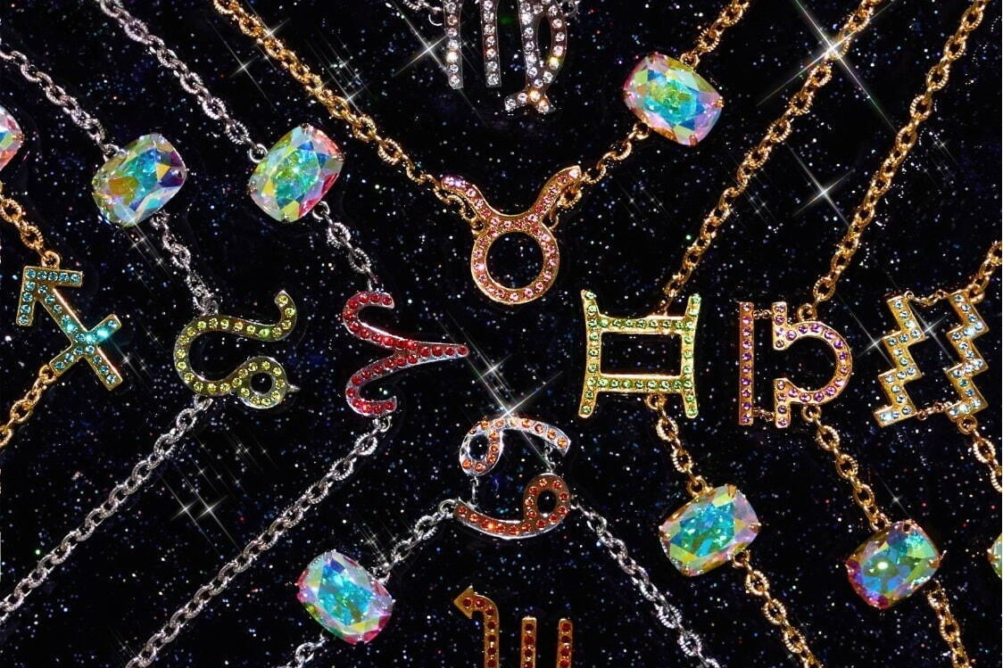 星座｜パメオポーズ「12星座」のお守りジュエリー、オーロラに輝くビジュー付きチョーカーやカラフルリング