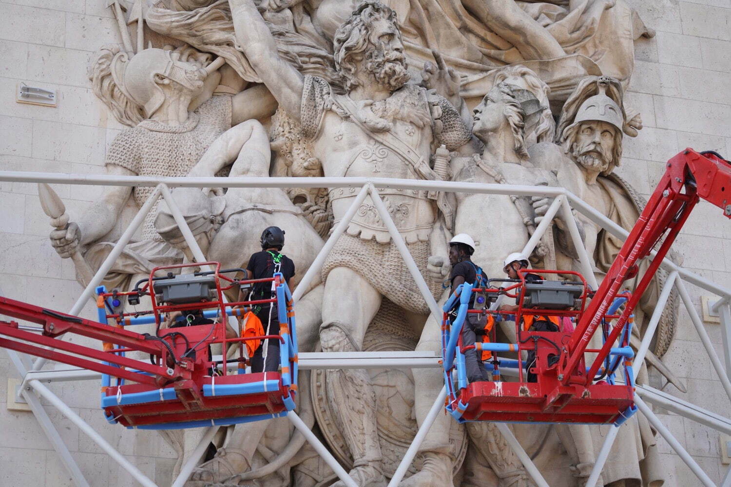 クリストとジャンヌ＝クロードの展覧会が21_21 DESIGN SIGHTで