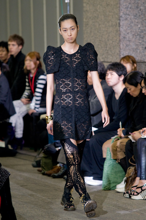 ノゾミ イシグロ オートクチュール(NOZOMI ISHIGURO Haute Couture) 2010年春夏ウィメンズ&メンズコレクション  - 写真7