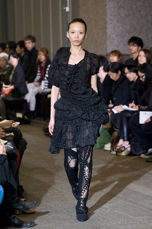 ノゾミ イシグロ オートクチュール(NOZOMI ISHIGURO Haute Couture) 2010年春夏ウィメンズ&メンズコレクション  - 写真21