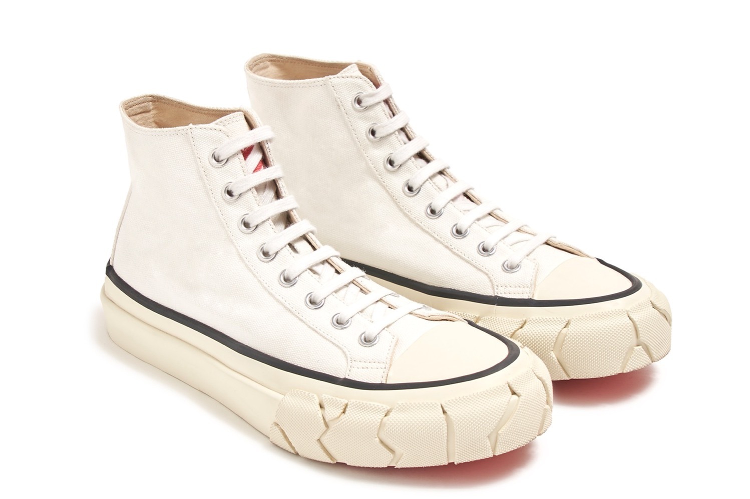 ユウキ ハシモト“ひび割れたようなトゥガード”のスニーカー、LA発アーティクルナンバーをコラボ