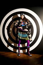 アナ スイ 2022-23年秋冬コレクション、60年代のロック番組にときめいて｜写真2