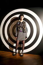 アナ スイ 2022-23年秋冬コレクション、60年代のロック番組にときめいて｜写真25