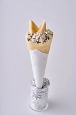 「パフューム クローゼット」楽曲衣装から着想の新作ウェア、“ポリゴンウェイブ”シャツや“再生”ドレス｜写真10