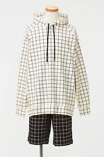 「パフューム クローゼット」楽曲衣装から着想の新作ウェア、“ポリゴンウェイブ”シャツや“再生”ドレス｜写真4