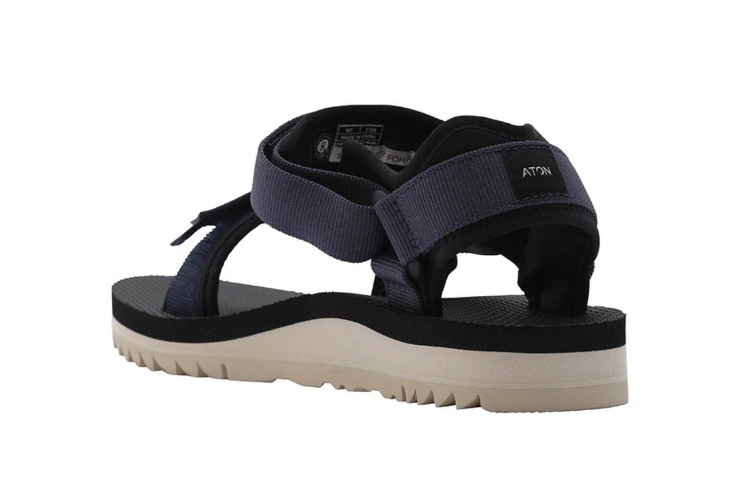 Teva×エイトンのシックなブルーベリー色コラボサンダル、高耐久の