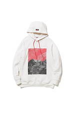 ナンガ22年春夏の新作、ロゴ入りグラフィックのフーディーや“寝袋”ポーチなど｜写真4