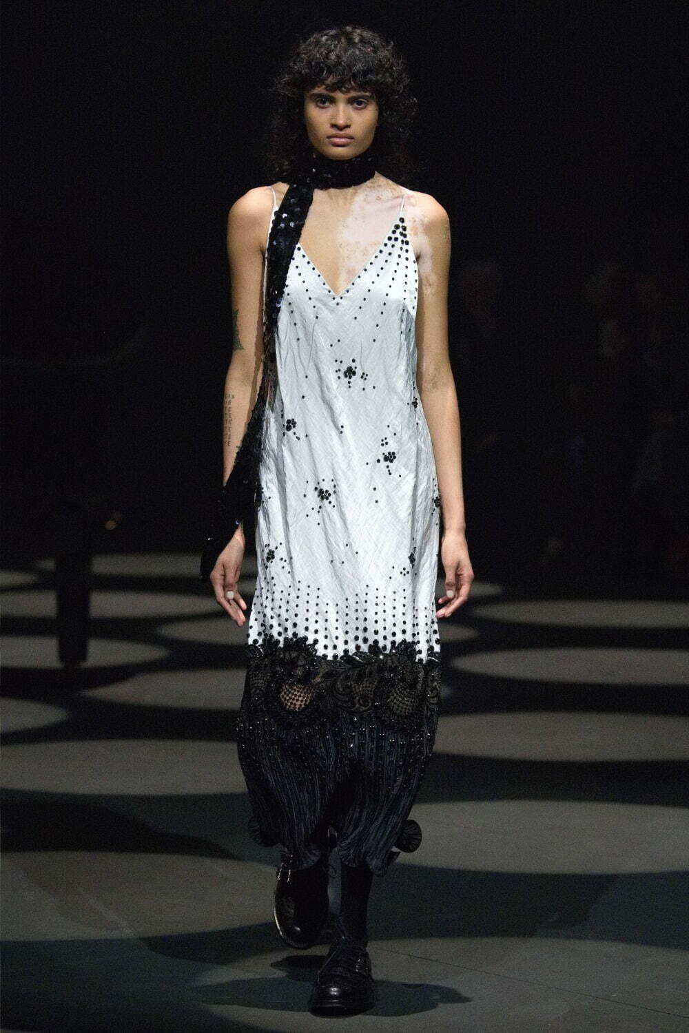 アーデム 2022-23年秋冬<span>コレクション</span> - 写真2