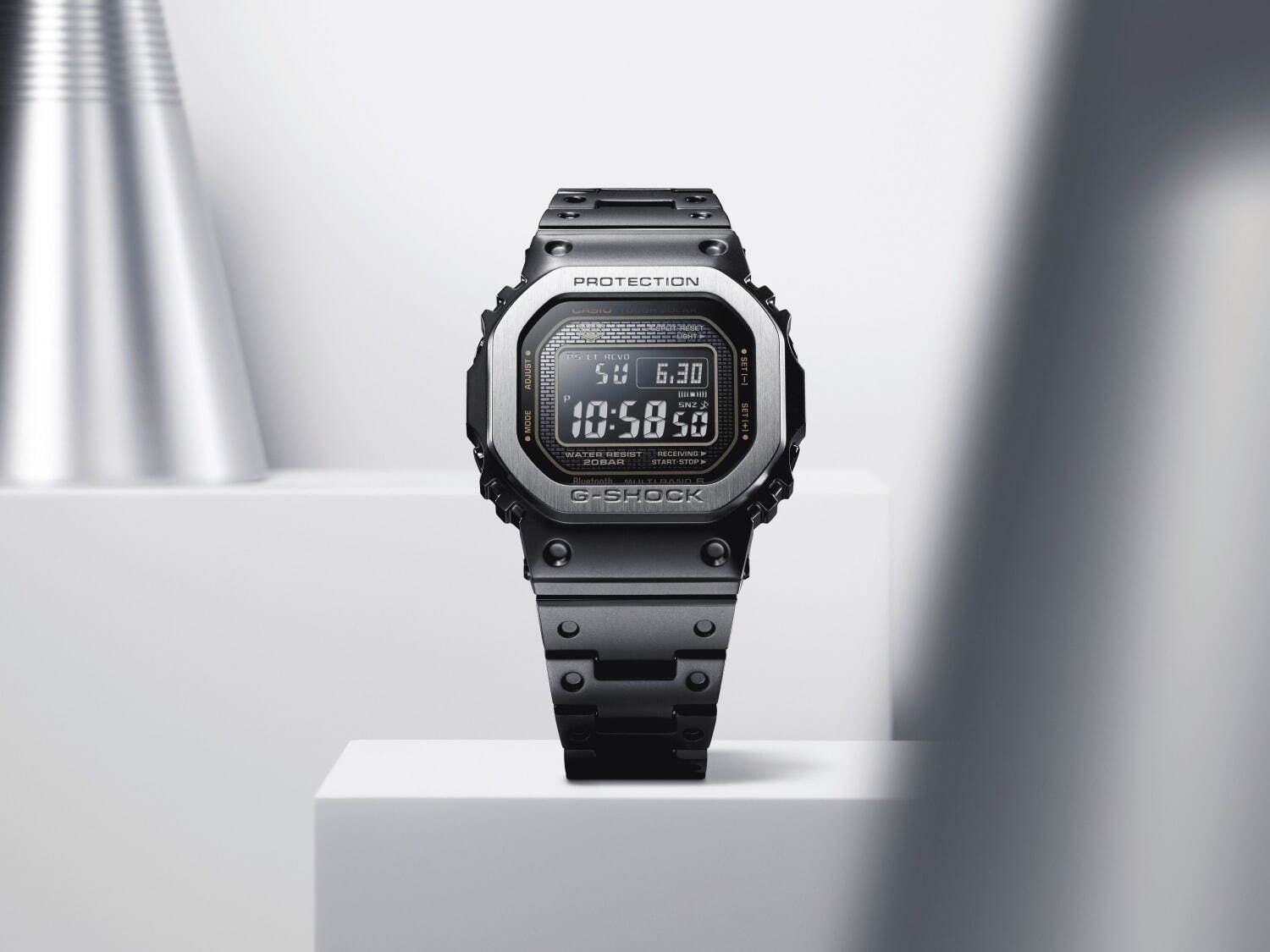 G-SHOCK新作腕時計“黒の風合い”を楽しむフルメタルウォッチ「GMW-B5000」がベース ファッションプレス