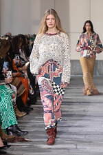 エトロ 2022-23年秋冬ウィメンズコレクション - 異国情緒漂うあたたかなムード｜写真10