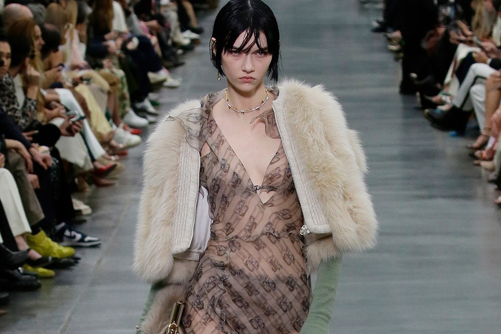 フェンディ(FENDI)ウィメンズ コレクション - ファッションプレス