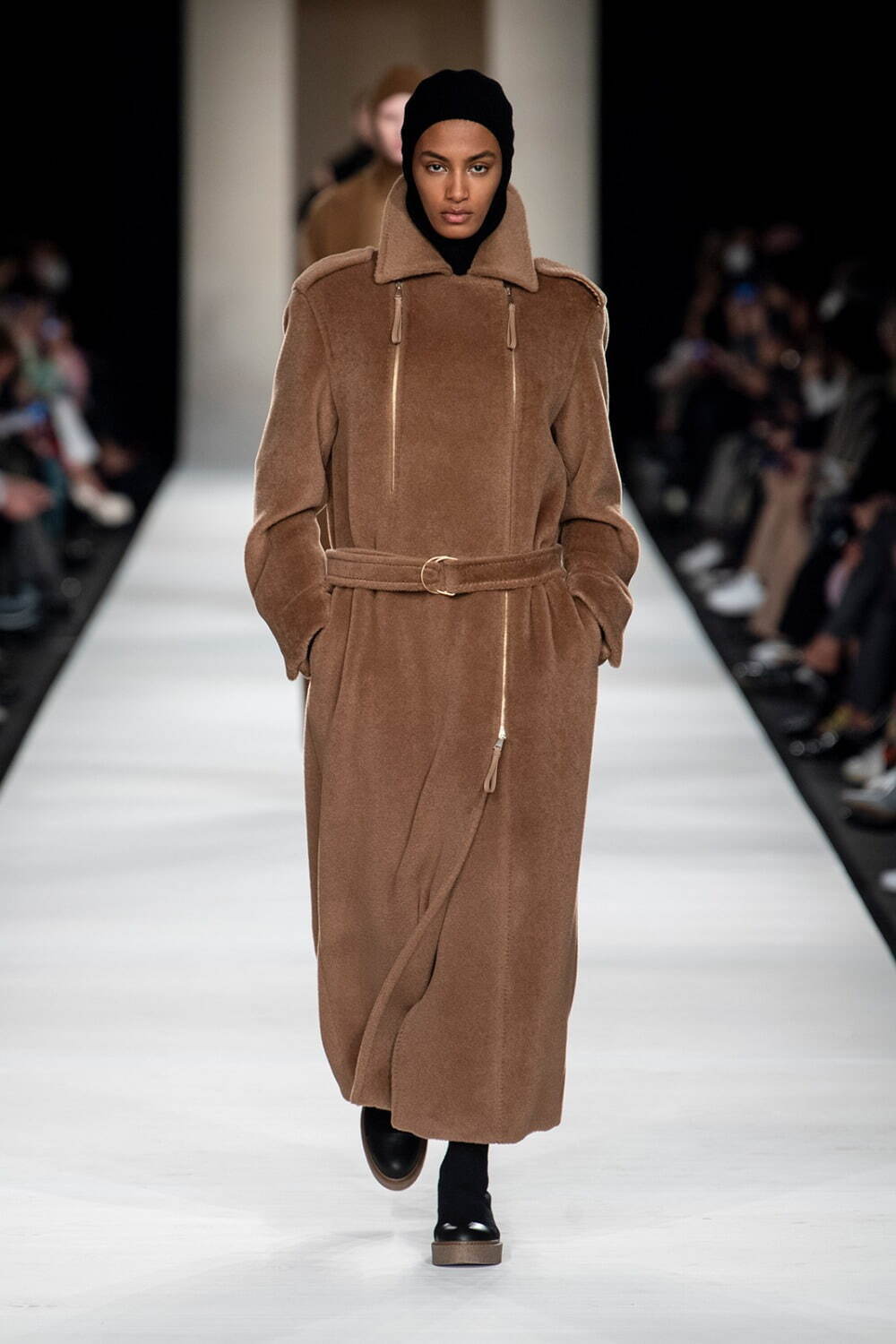 新作美品　2022年　MaxMara マックスマーラ　ウール　ベルト　コート